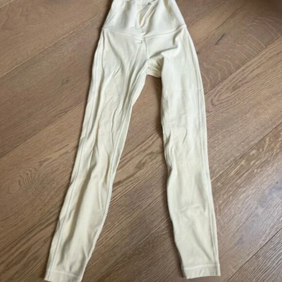 Lululemon Align™ High-Rise Pant 25" Legging in Prosecco Size 0 - Picture 2 of 4